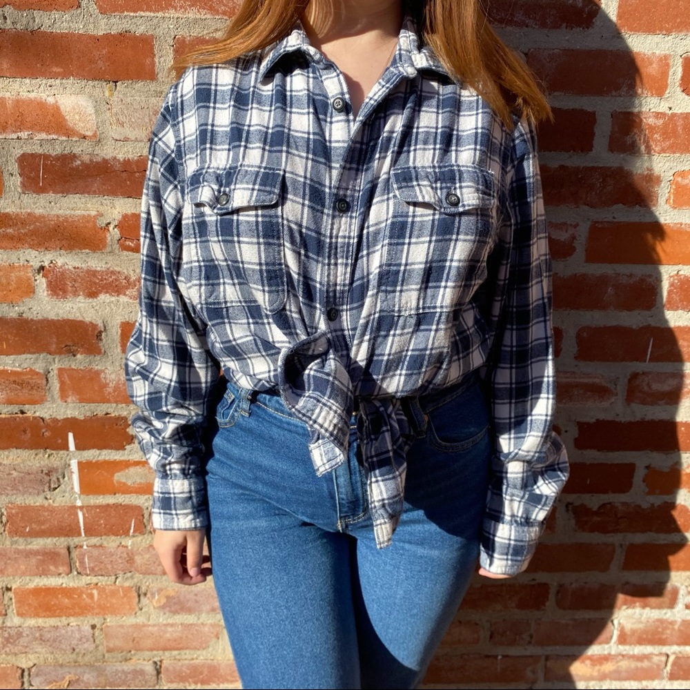 💙Sonoma Blue And White Flannel